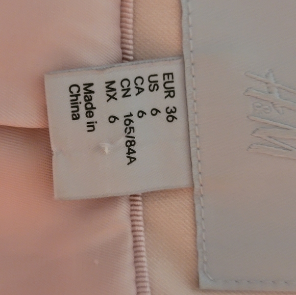 H & M Blazer - Picture 7 of 7
